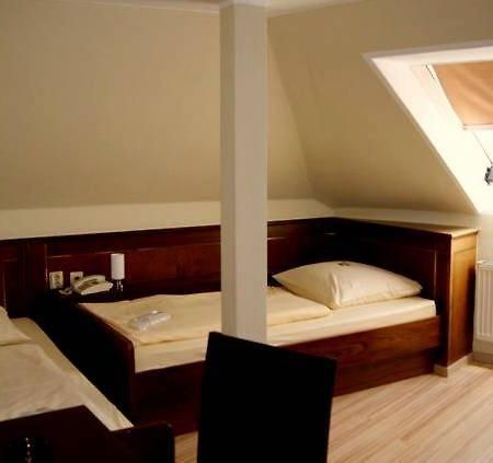 Hotel Am Wilhelmsplatz Stuttgart Zewnętrze zdjęcie