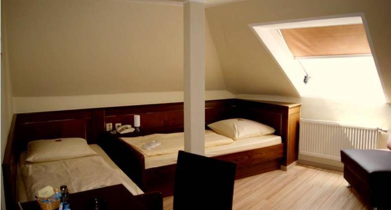 Hotel Am Wilhelmsplatz Stuttgart Zewnętrze zdjęcie