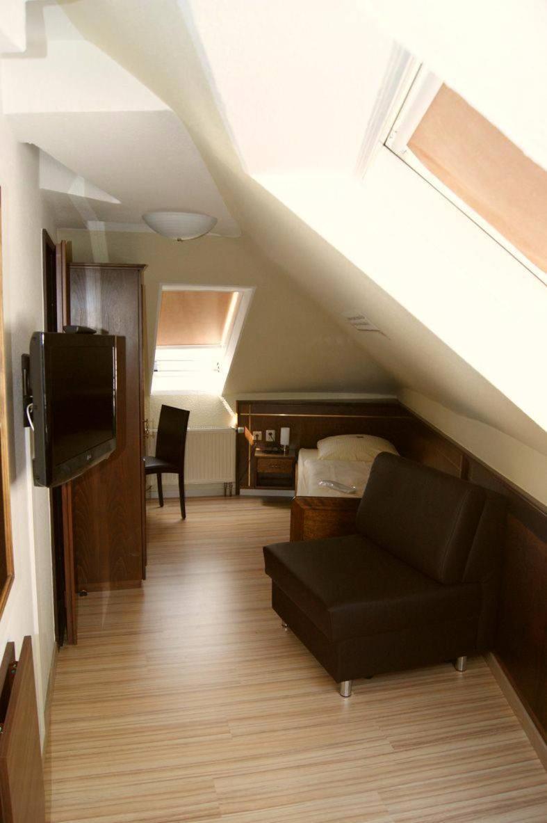Hotel Am Wilhelmsplatz Stuttgart Zewnętrze zdjęcie